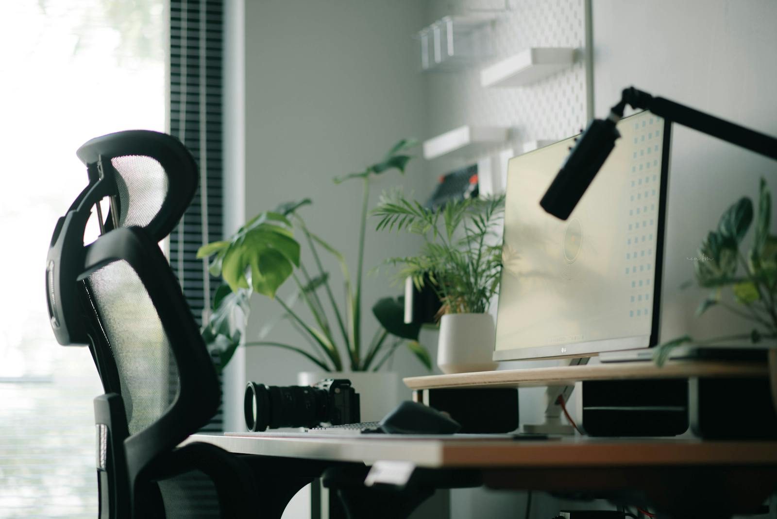Mehr über den Artikel erfahren Home Office Setup: So arbeitest du 2x produktiver