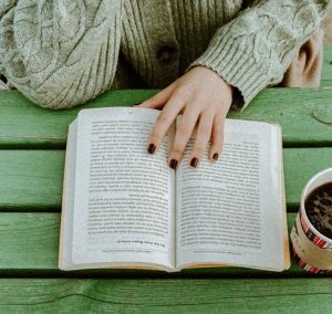 Mehr über den Artikel erfahren Die besten Bücher und Podcasts gegen Lernfrust im Fernstudium